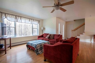 27 Perkins Rd, Londonderry, NH 03053 - photo 4