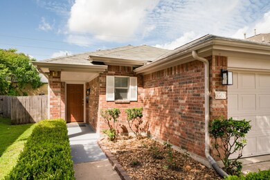 6563 Sutton Meadows Dr, Houston, TX 77086 - photo 3