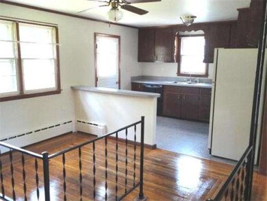 744 Wheelwright Rd, Barre, MA 01005 - photo 4