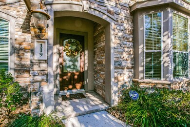 Welcome your guests with this lovely stucco and st