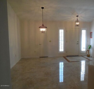 Dining & Entry