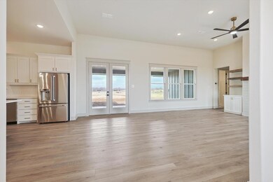 1376 Dixie Estates Way, Whitesboro, TX 76273 - photo 4