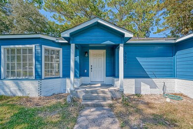 5609 Denmark St unit A, Houston, TX 77028 - photo 3