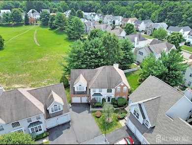 46 Pin Oak Dr, North Brunswick, NJ 08902 - photo 2