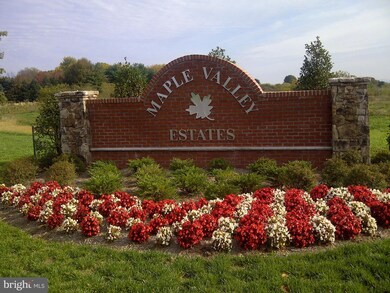 19004 Maple Valley Cir, Hagerstown, MD 21742 - photo 5