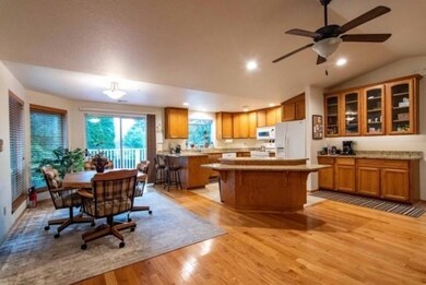 kitchen dining