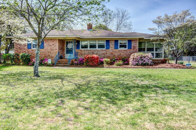 3518 Chalmers Dr Wilmington NC-large-002