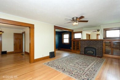 1138 38th St, Des Moines, IA 50311 - photo 2