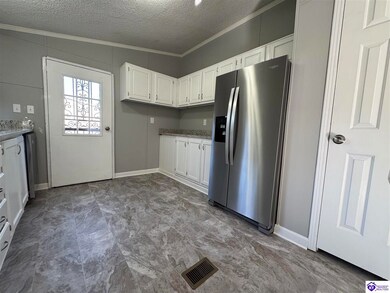 204 Fentress Blvd, Elizabethtown, KY 42701 - photo 5