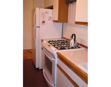 9 Hawthorne Place unit 8P, Boston, MA 02114 - photo 4