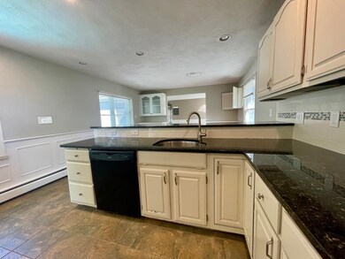 9 Fowler St unit 2, Danvers, MA 01923 - photo 2