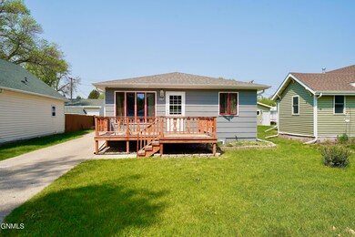 1307 3rd Ave NW, Jamestown, ND 58401 - photo 2