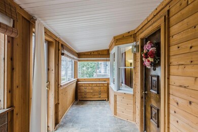 3 Season Room