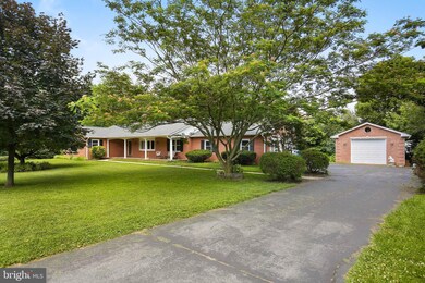 8001 Runnymeade Dr, Frederick, MD 21702 - photo 3