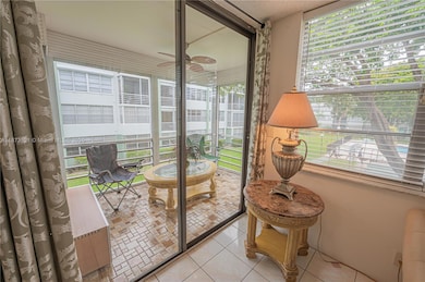 2761 Taft St unit 204, Hollywood, FL 33020 - photo 6