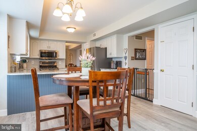 1055 Boeshore Cir, Reading, PA 19605 - photo 6