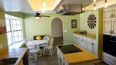 Kitchen 3