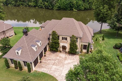 4666 Eiffel Ln