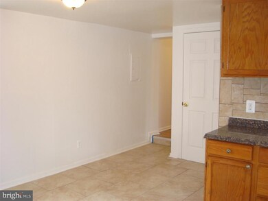 9852 Bird River Rd unit 3, Middle River, MD 21220 - photo 4