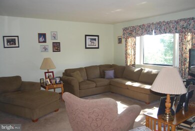 138 Snyder Rd, Mount Joy, PA 17552 - photo 7