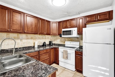 1943 Rodman St, Hollywood, FL 33020 - photo 3