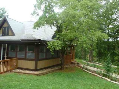 130 Thomas Dr, Tamassee, SC 29686 - photo 6