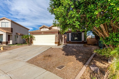 8214 W Lumbee St, Phoenix, AZ 85043 - photo 2