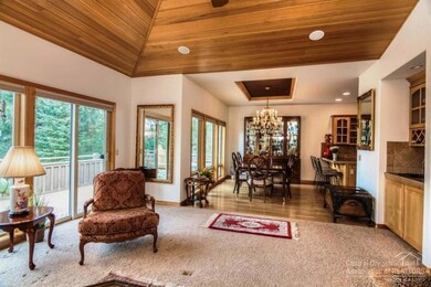 unlisted-address, Bend, OR 97701 - photo 7