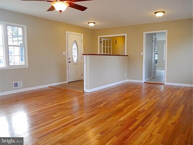 19 Whitcomb Rd, East Windsor, NJ 08520 - photo 6