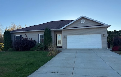 3920 Pin Oak Dr, Girard, PA 16417 - photo 2