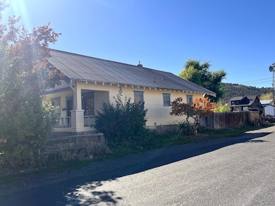 250 NE Dayton St, John Day, OR 97845 - photo 2