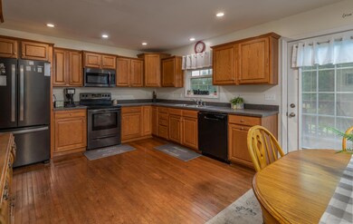 445 Village Dr, Frankfort, KY 40601 - photo 7