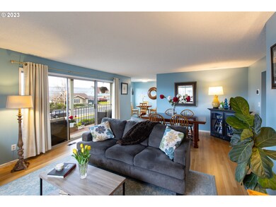 Living Room/Dining Room