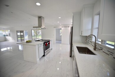 Kitchen 4