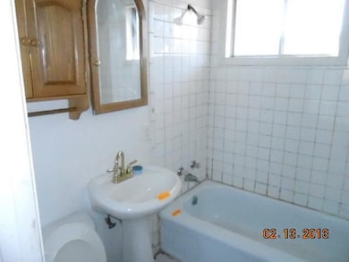 3209 S Elm St, Muncie, IN 47302 - photo 4