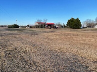 Front yard view