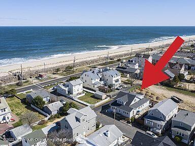 2 Via Ripa unit 2 - Winter 2022, Sea Bright, NJ 07760 - photo 3