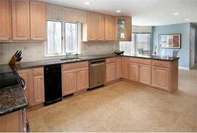 5 Aspen Rd, Sharon, MA 02067 - photo 4