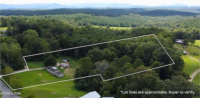 215 Central Ave, Lancing, TN 37770 - photo 2