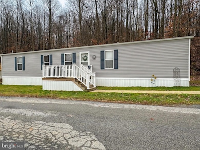 725 Hillside Dr, Gap, PA 17527 - photo 2