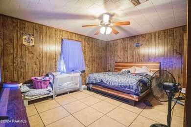 8922 Meadow Ln, Abbeville, LA 70510 - photo 7