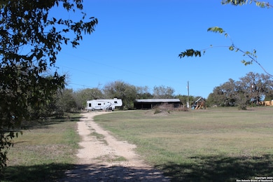 323 Ferryboat Ln, New Braunfels, TX 78130 - photo 4