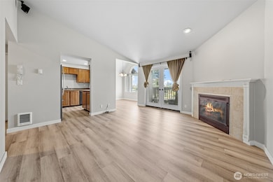 12025 SE 60th St unit B, Bellevue, WA 98006 - photo 4