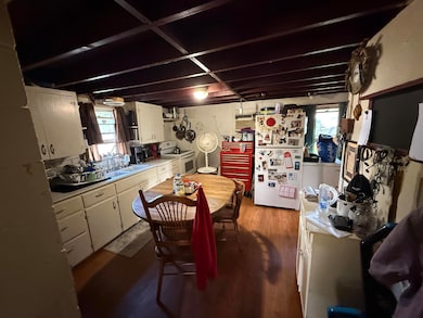 230 W 2nd St, Mountain View, MO 65548 - photo 4