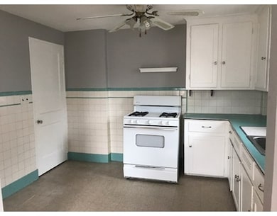 232 Quincy Shore Dr, Quincy, MA 02171 - photo 2