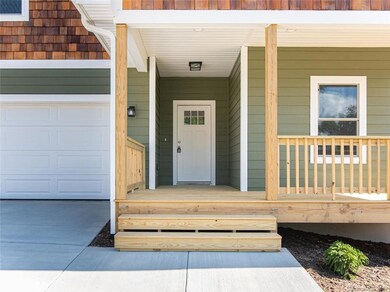 9 Woodbridge Park Dr unit 3, Asheville, NC 28803 - photo 4