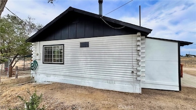 11213 Monte Vista Rd, Phelan, CA 92371 - photo 4