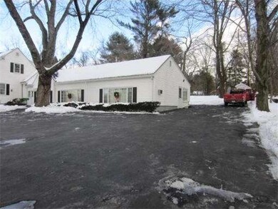 137 W Main St, Northborough, MA 01532 - photo 4