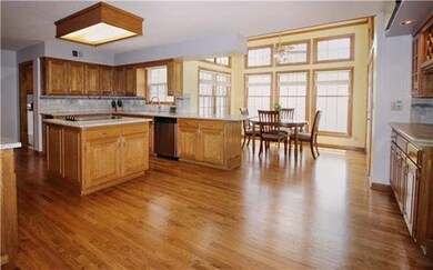 13917 W 76th Cir, Shawnee, KS 66216 - photo 6