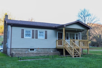 1710 Middle Grave Creek Rd, Moundsville, WV 26041 - photo 2